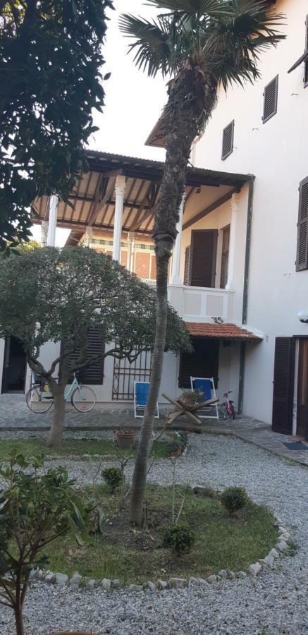 Villa Salvini Марина-ди-Пиза Экстерьер фото